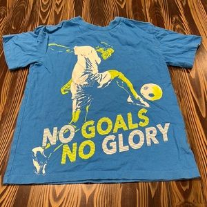 The Children’s Place Boys medium soccer shirt